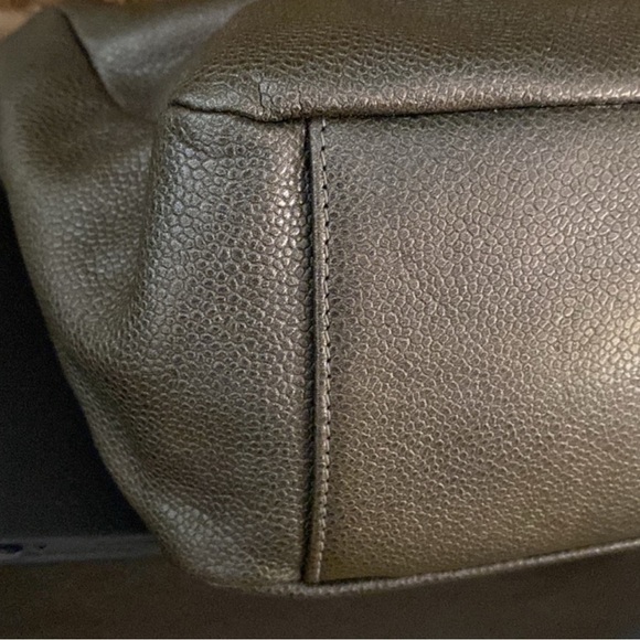 Chanel Flap Bag - Picture 4 of 9